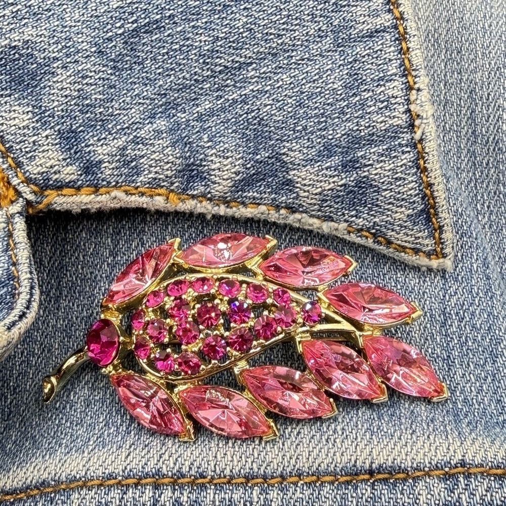 WEISS Pink Navette Rhinestone Leaf Brooch Vintage Signed Gold Tone Pin